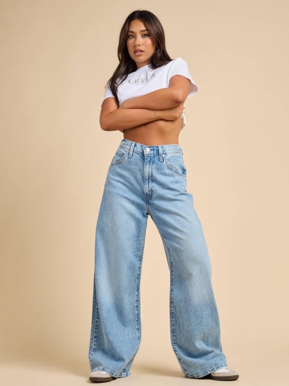 Woman’s Levi’s viral cinch baggy jeans size 32